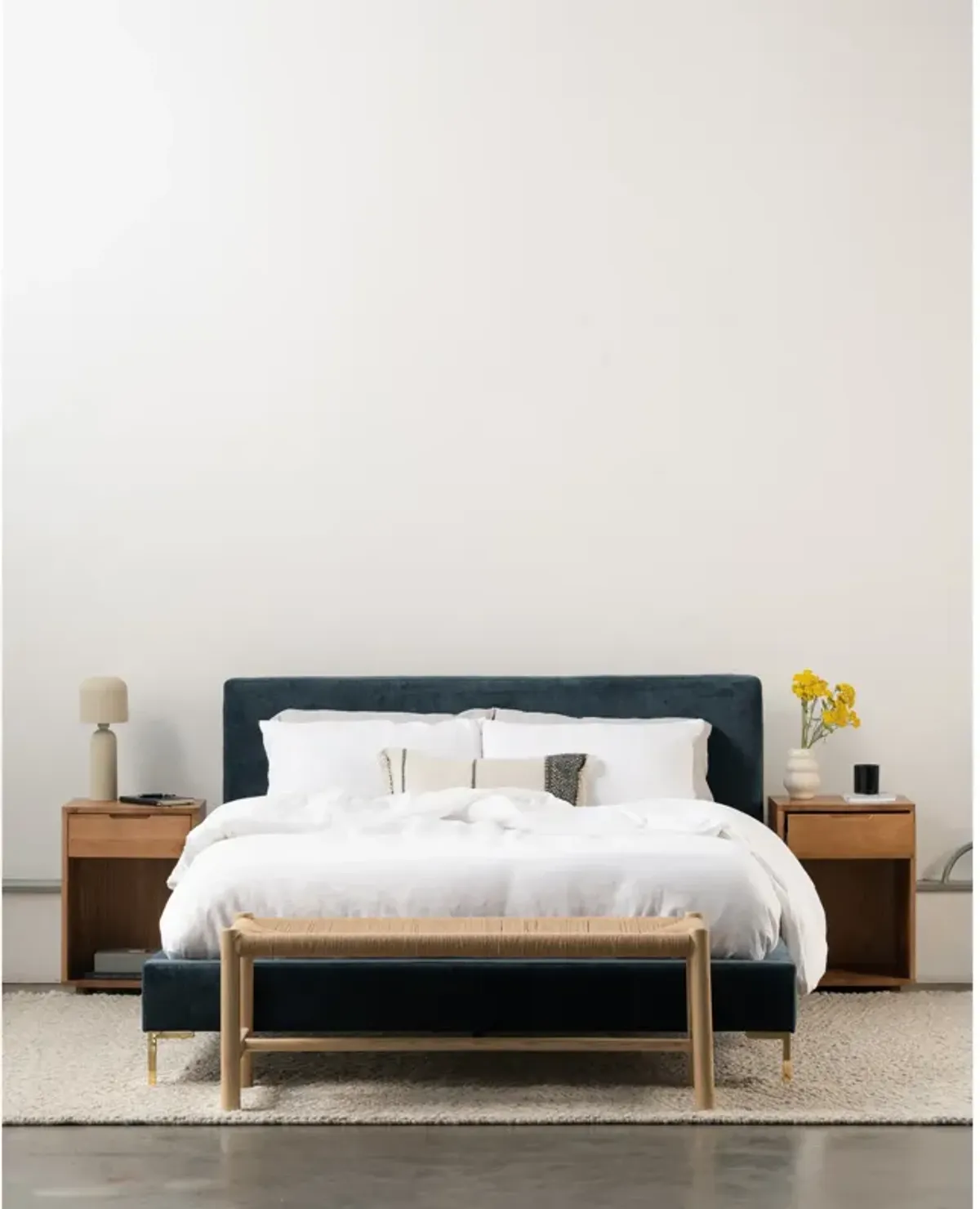 ASTRID QUEEN BED