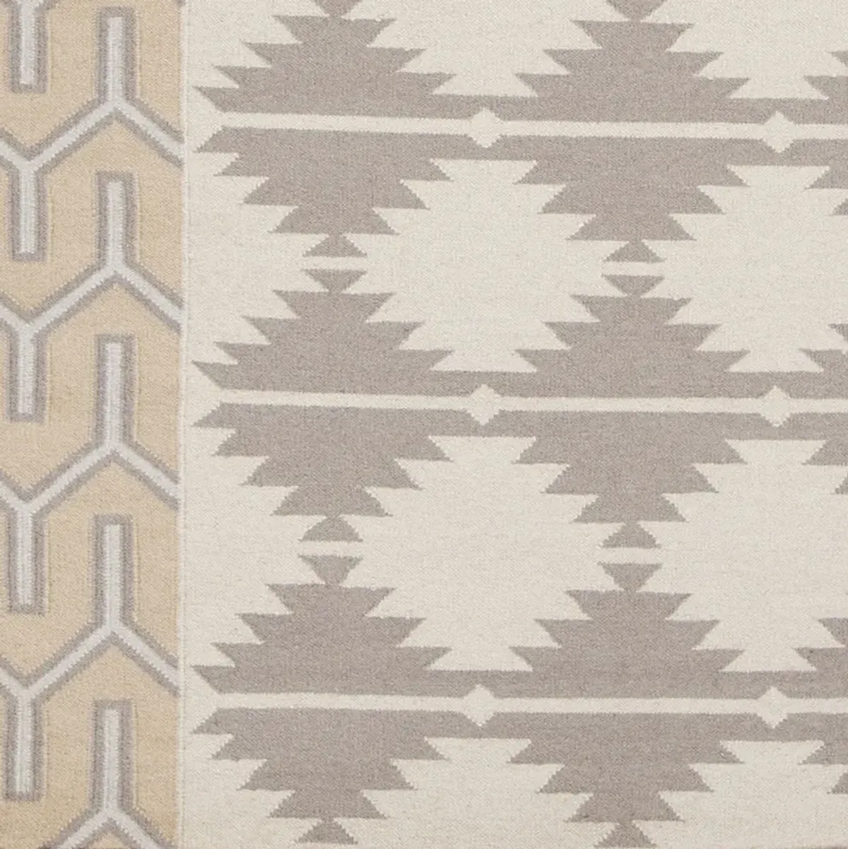 Jewel Tone II JTII-2067 3'6" x 5'6" Hand Made Rug