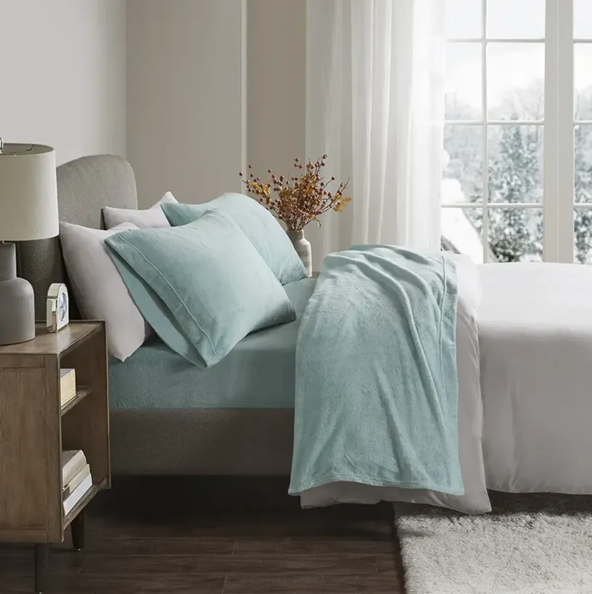 True North by Sleep Philosophy Soloft Plush Aqua Sheet Set