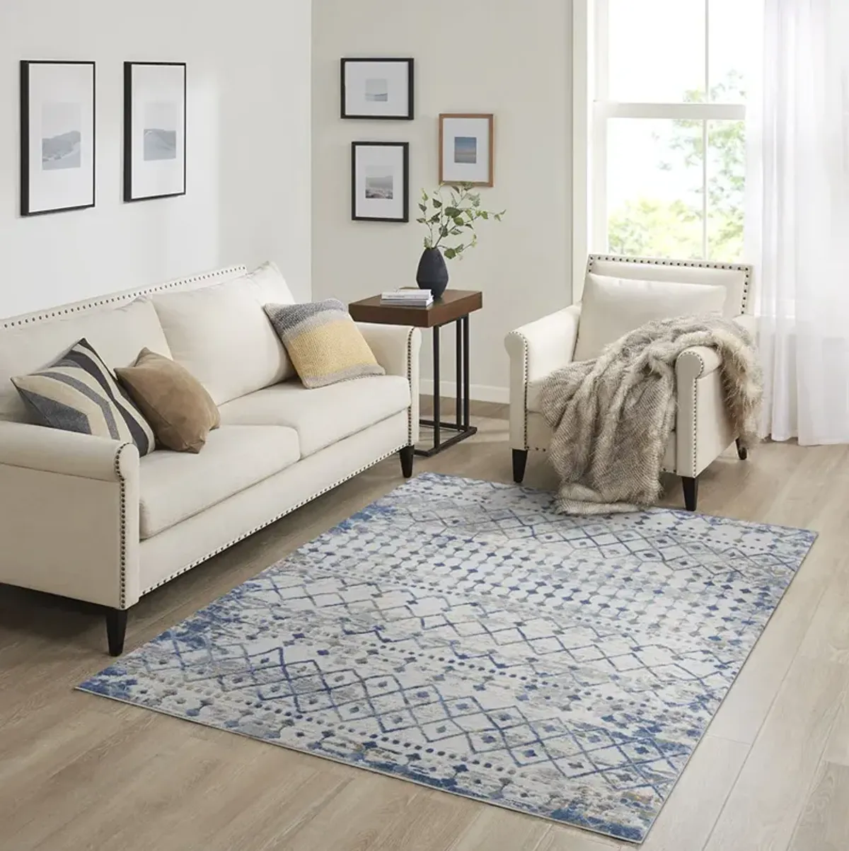 Madison Park Hannah Blue/Cream Moroccan Global Woven Area Rug