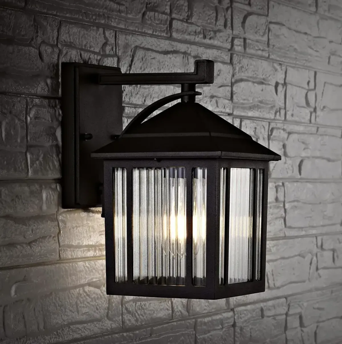 RANZI OUTDOOR WALL LANTERN