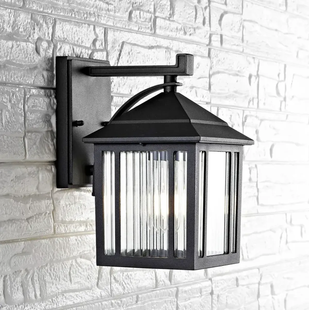 RANZI OUTDOOR WALL LANTERN