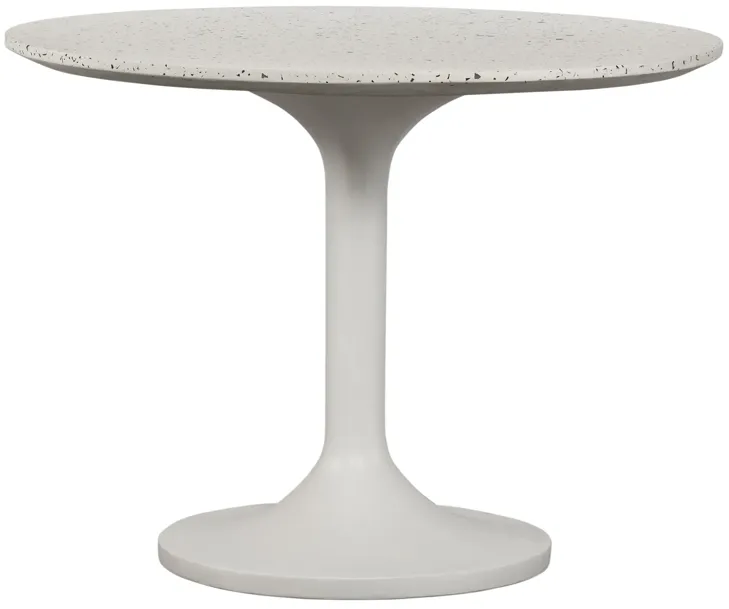 TULI CAF� TABLE