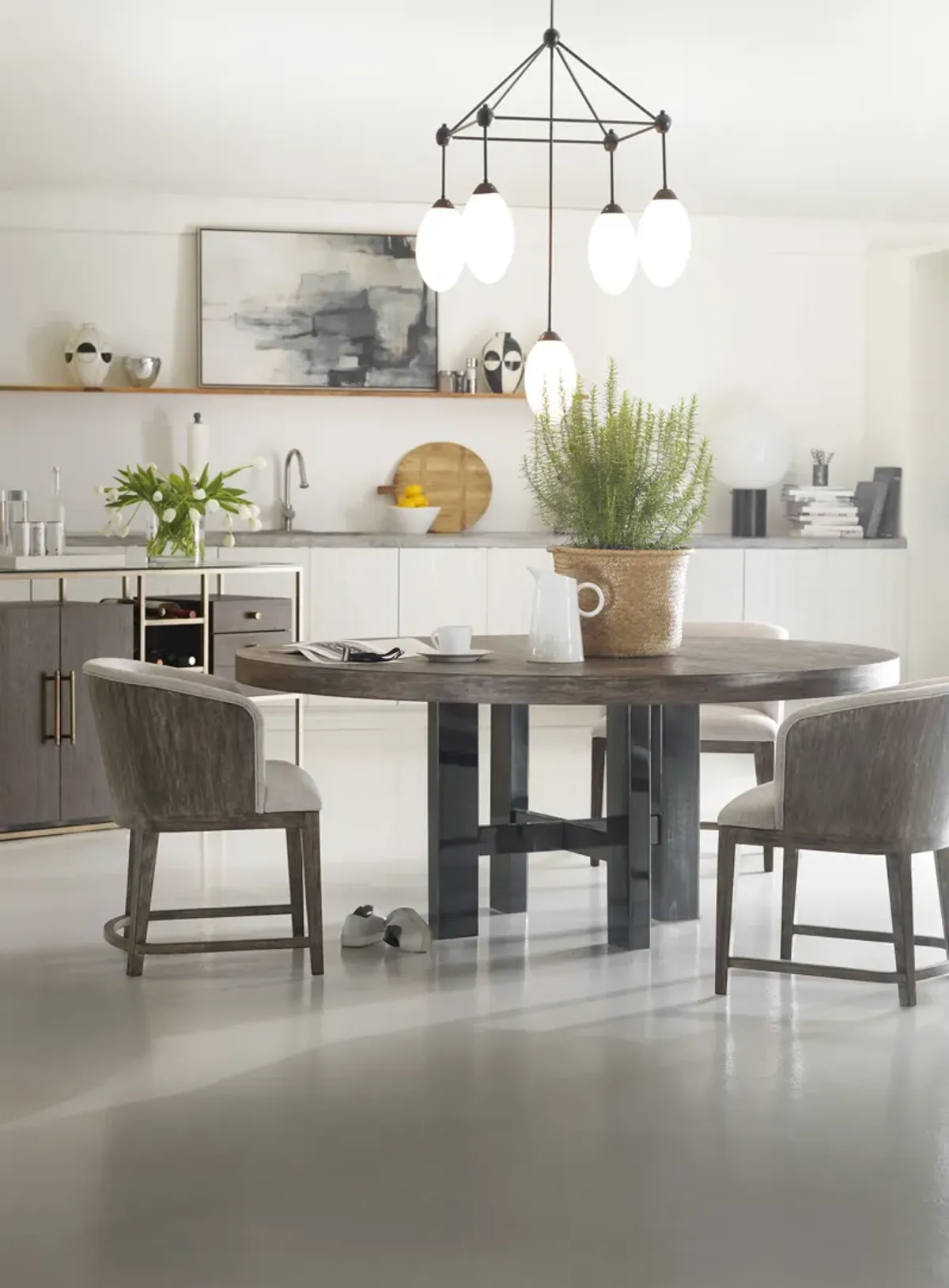 Curata 72in round Dining Table