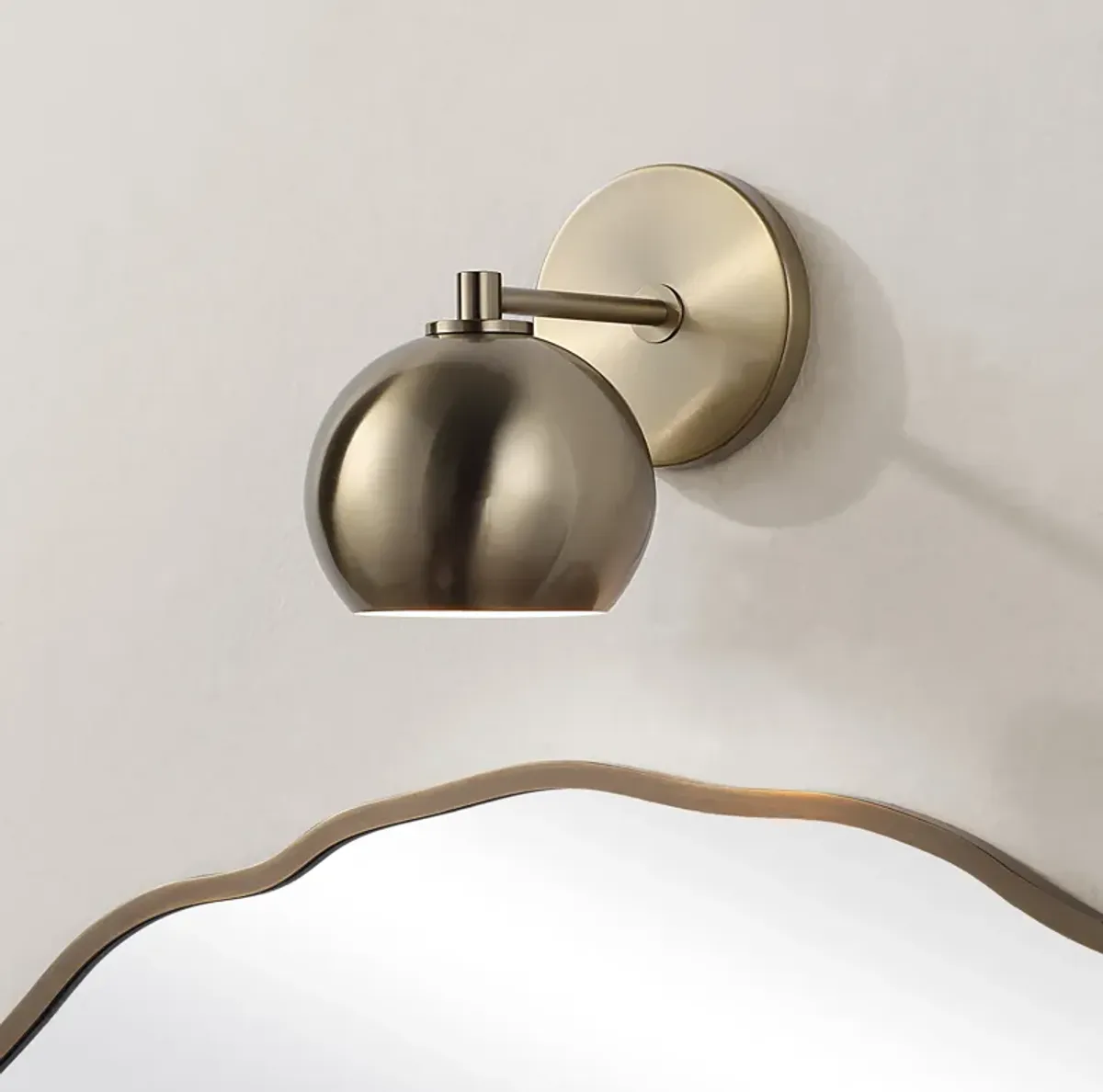 Mattia Wall Sconce