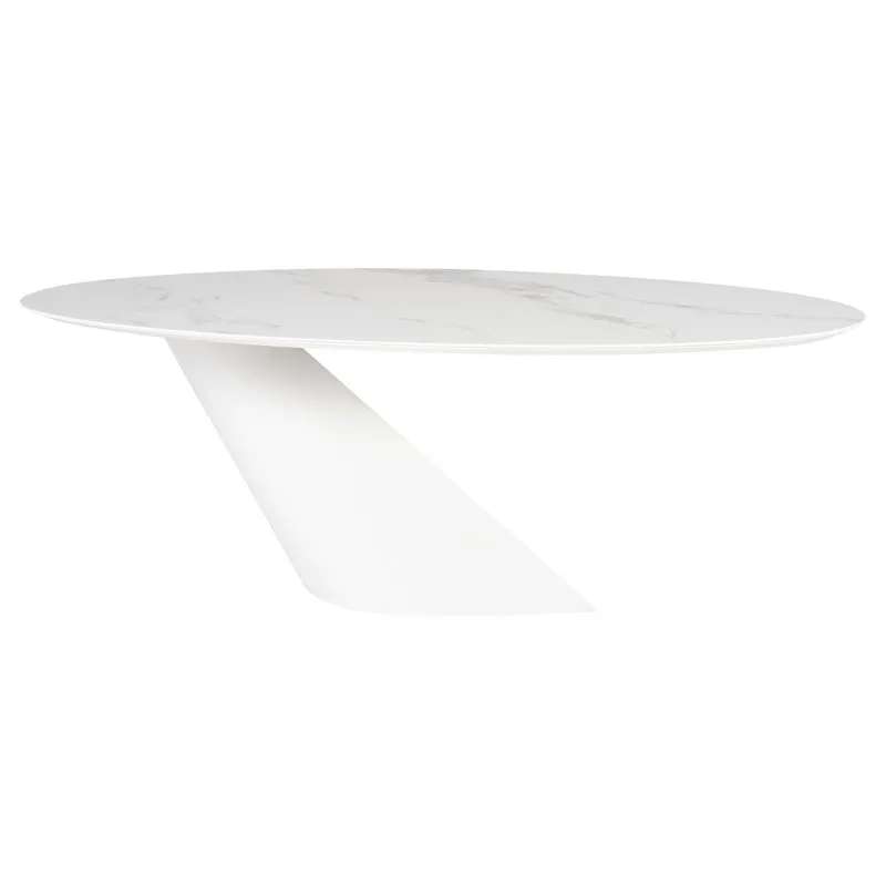 OBLO DINING TABLE