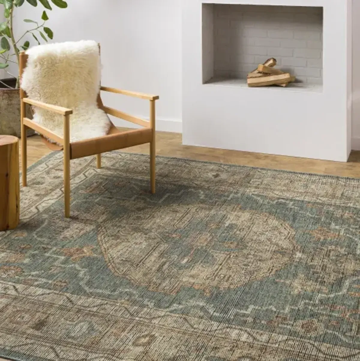 Reign 9' x 12' Rug