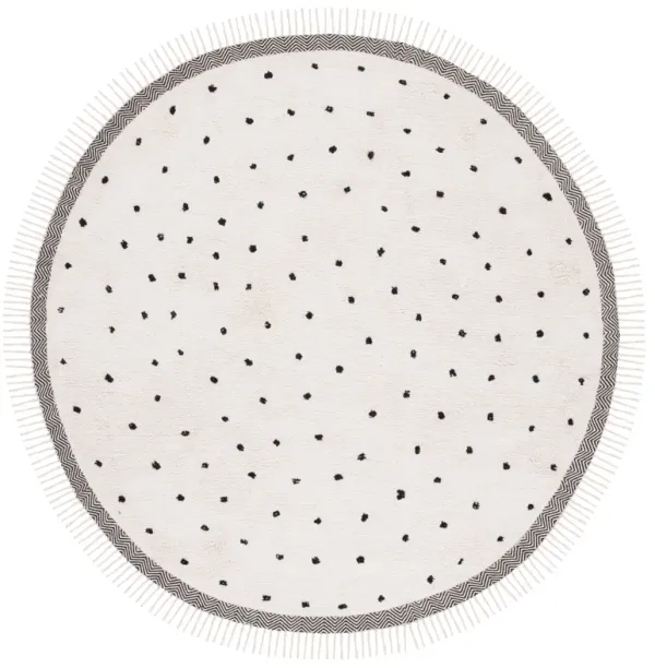 EASY CARE Hand Woven 7' x 7' Round area rug