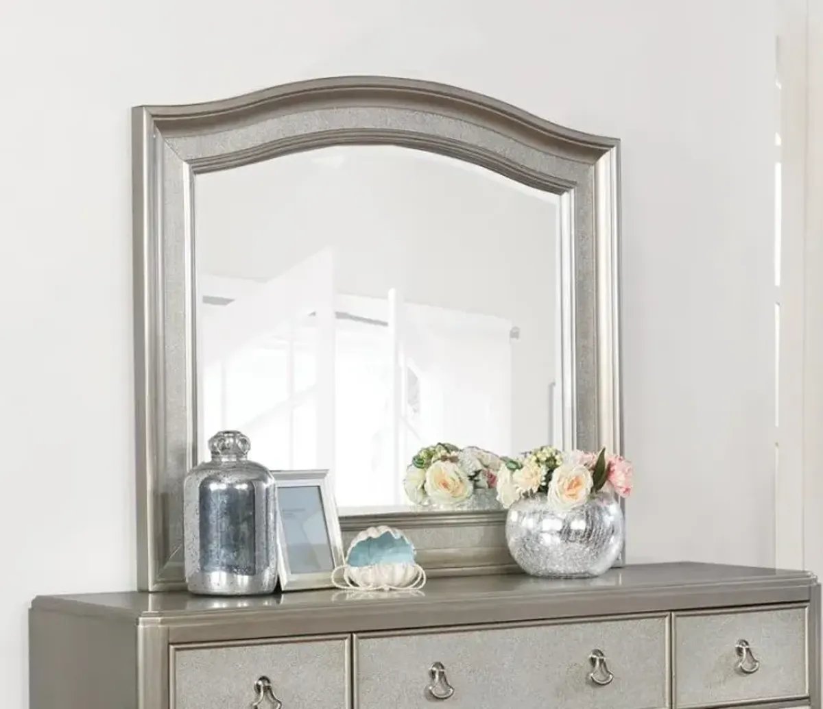 Bling Game Arched Dresser Mirror Metallic Platinum