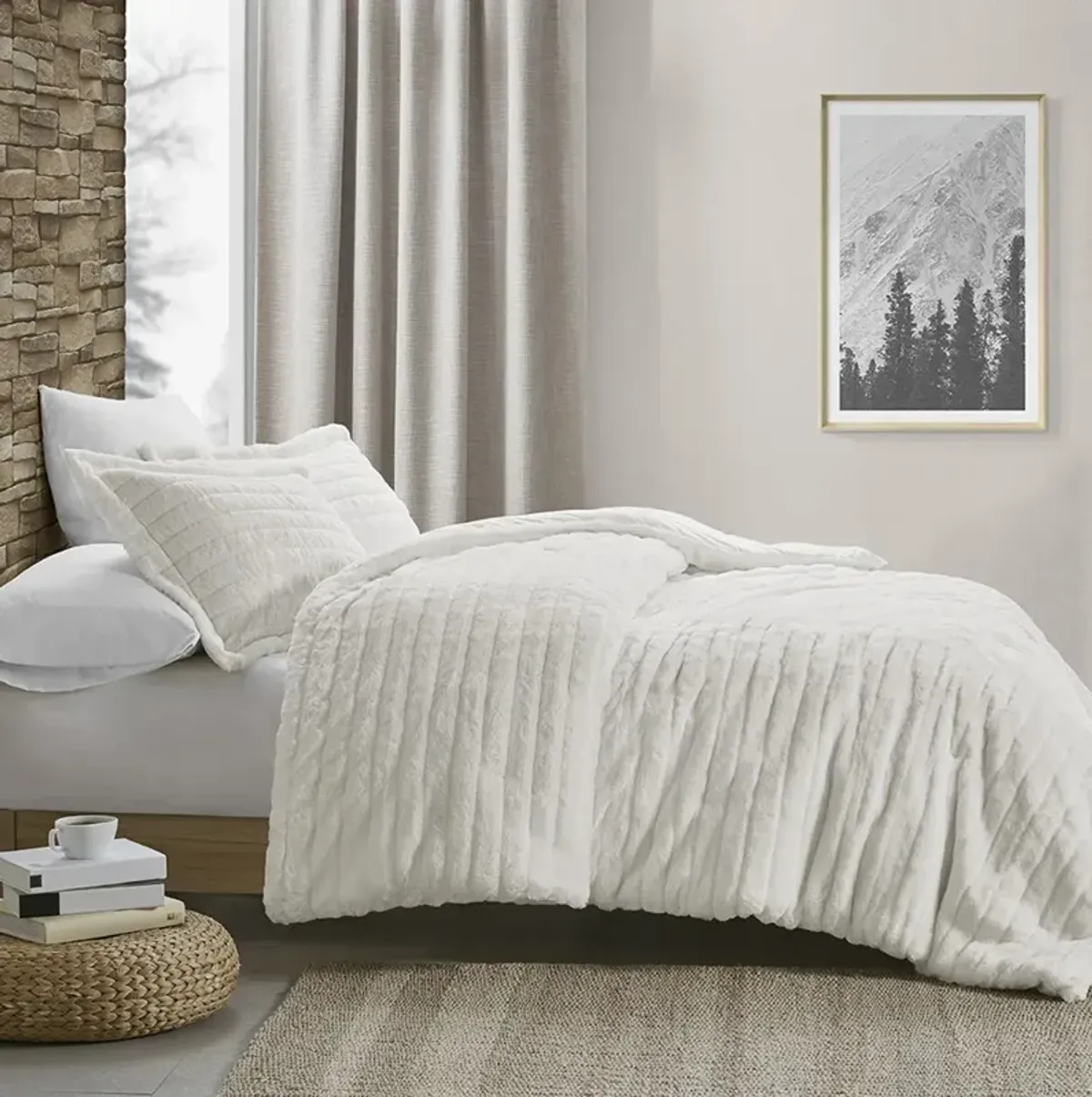 Madison Park Amara Ivory Faux Fur Comforter Set