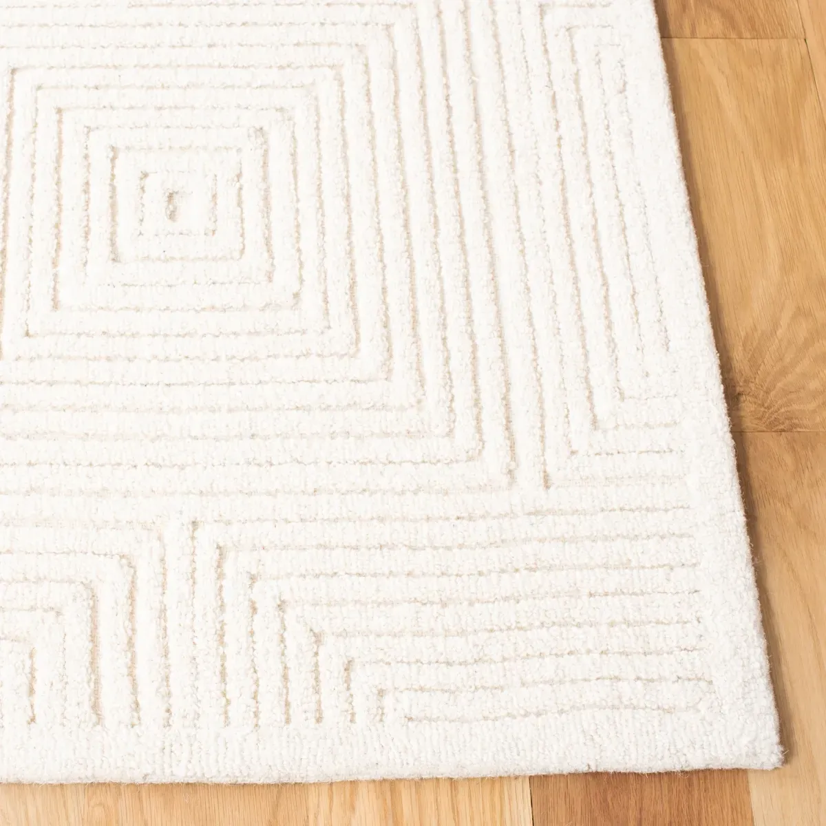 TEXTURAL 102 IVORY 2'-3' x 16' Runner Rug