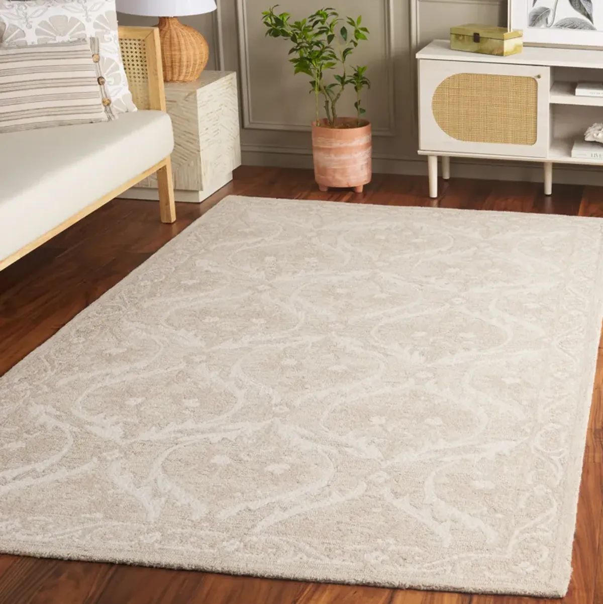 BLOSSOM Hand Tufted 6' x 9' area rug