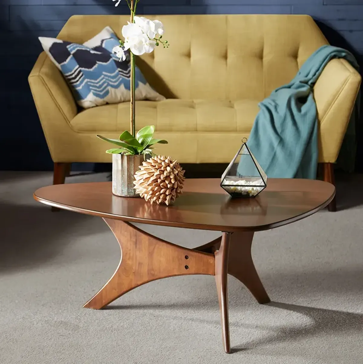 INK+IVY Blaze Brown Triangle Wood Coffee table