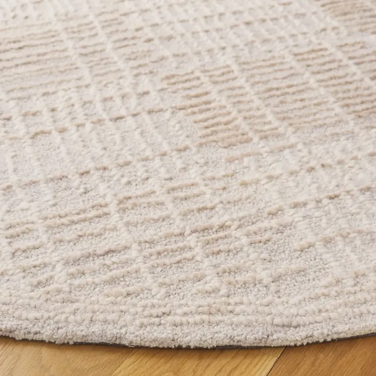 ABSTRACT Hand Tufted 6' x 6' Round area rug