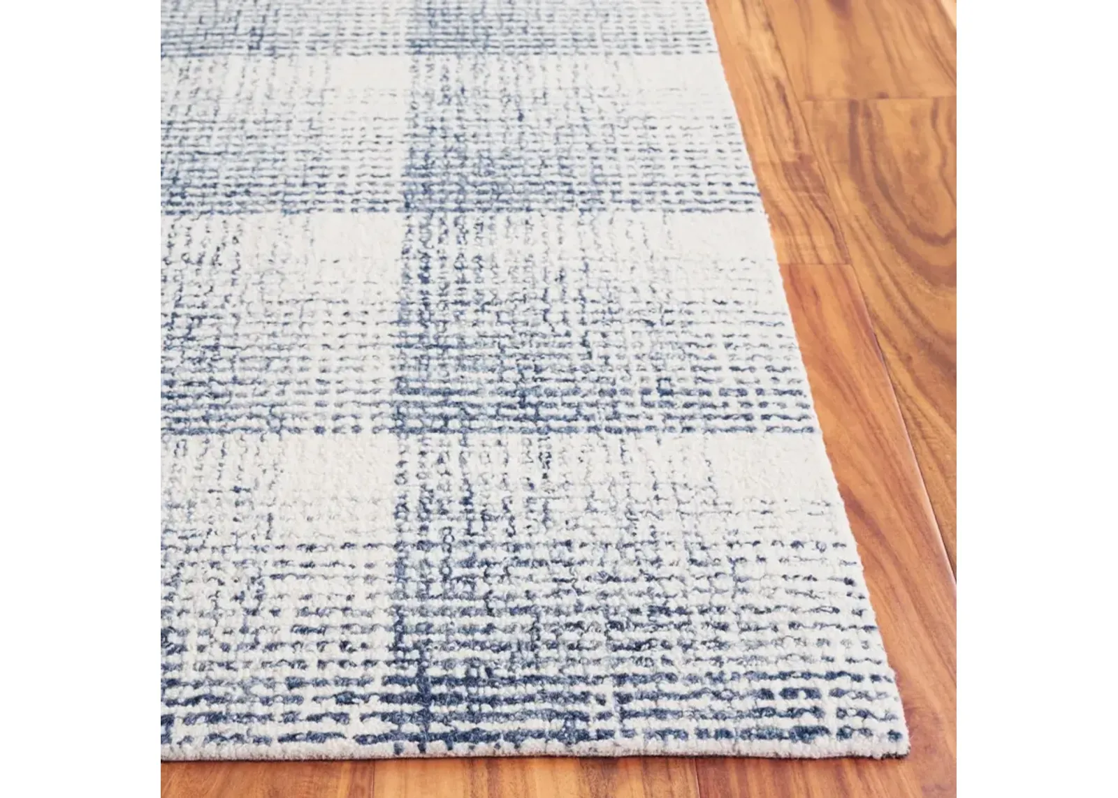 EBONY 806 IVORY  2'-3' x 8' Runner Rug