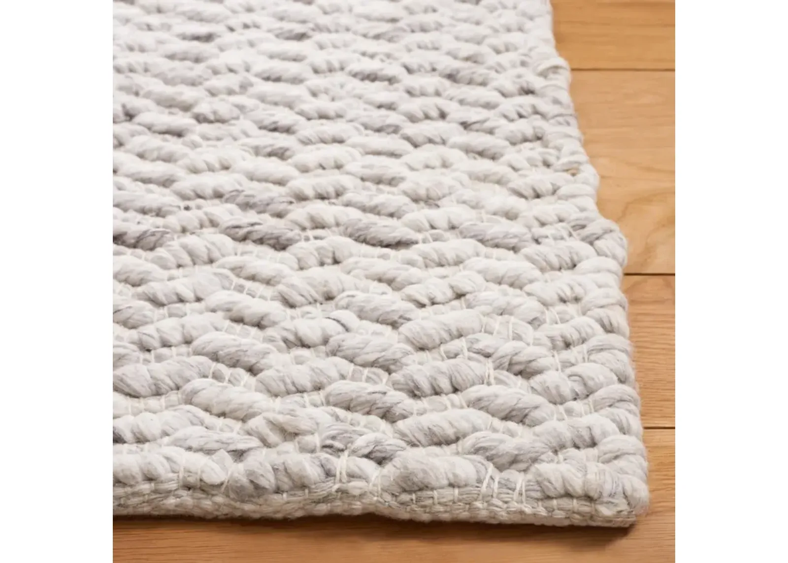 NATURA 715 SILVER 2'-3' x 8' Runner Rug