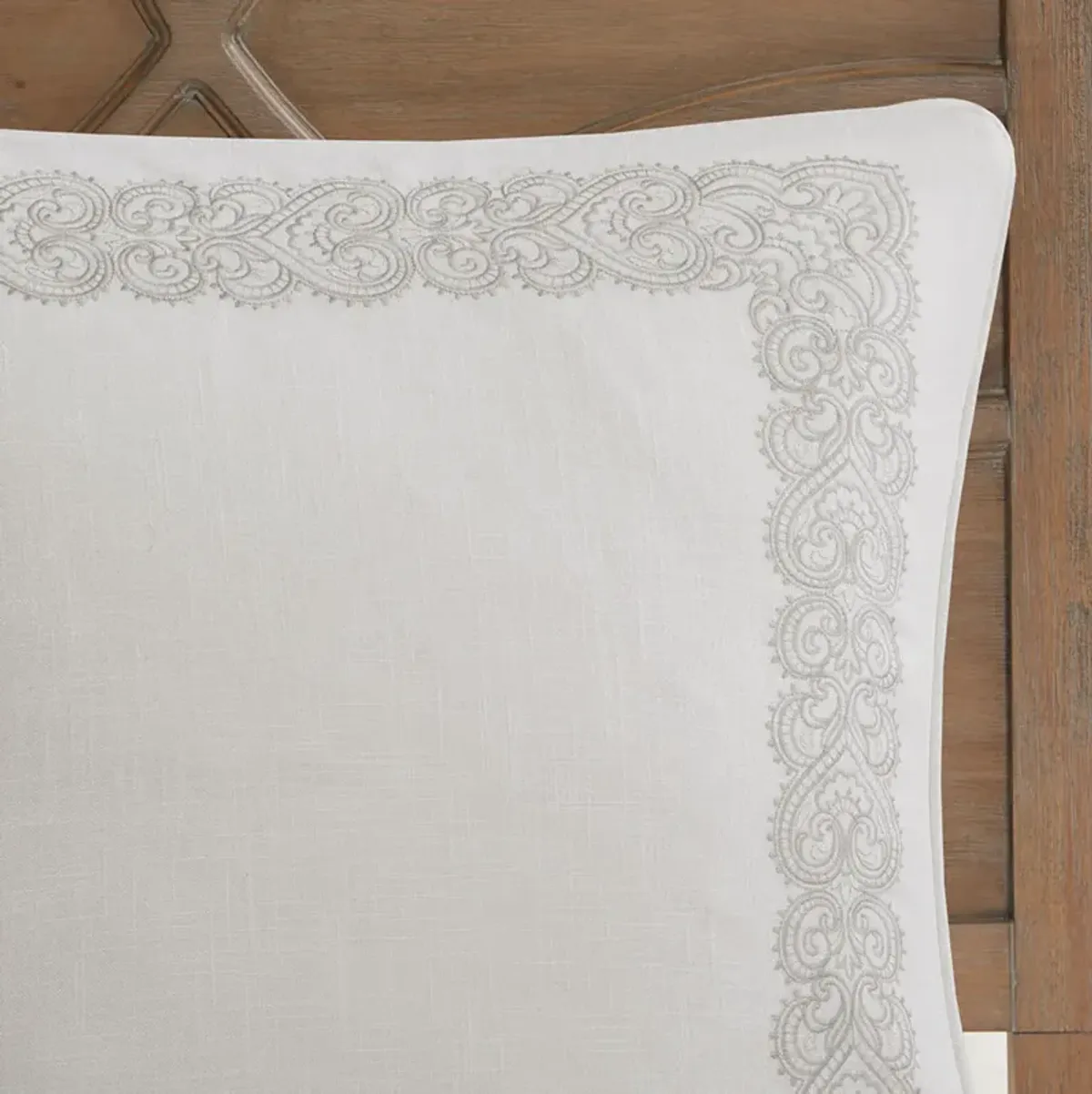 Madison Park Signature Barely There Natural Comforter Set