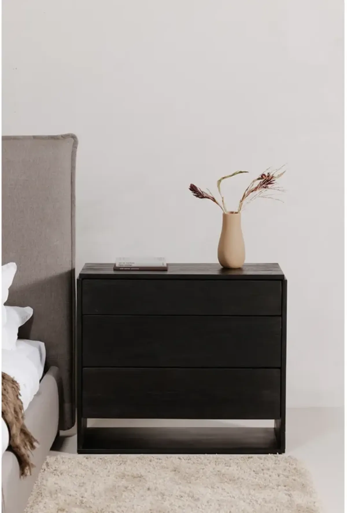 QUINTON 3 DRAWER NIGHTSTAND BLACK