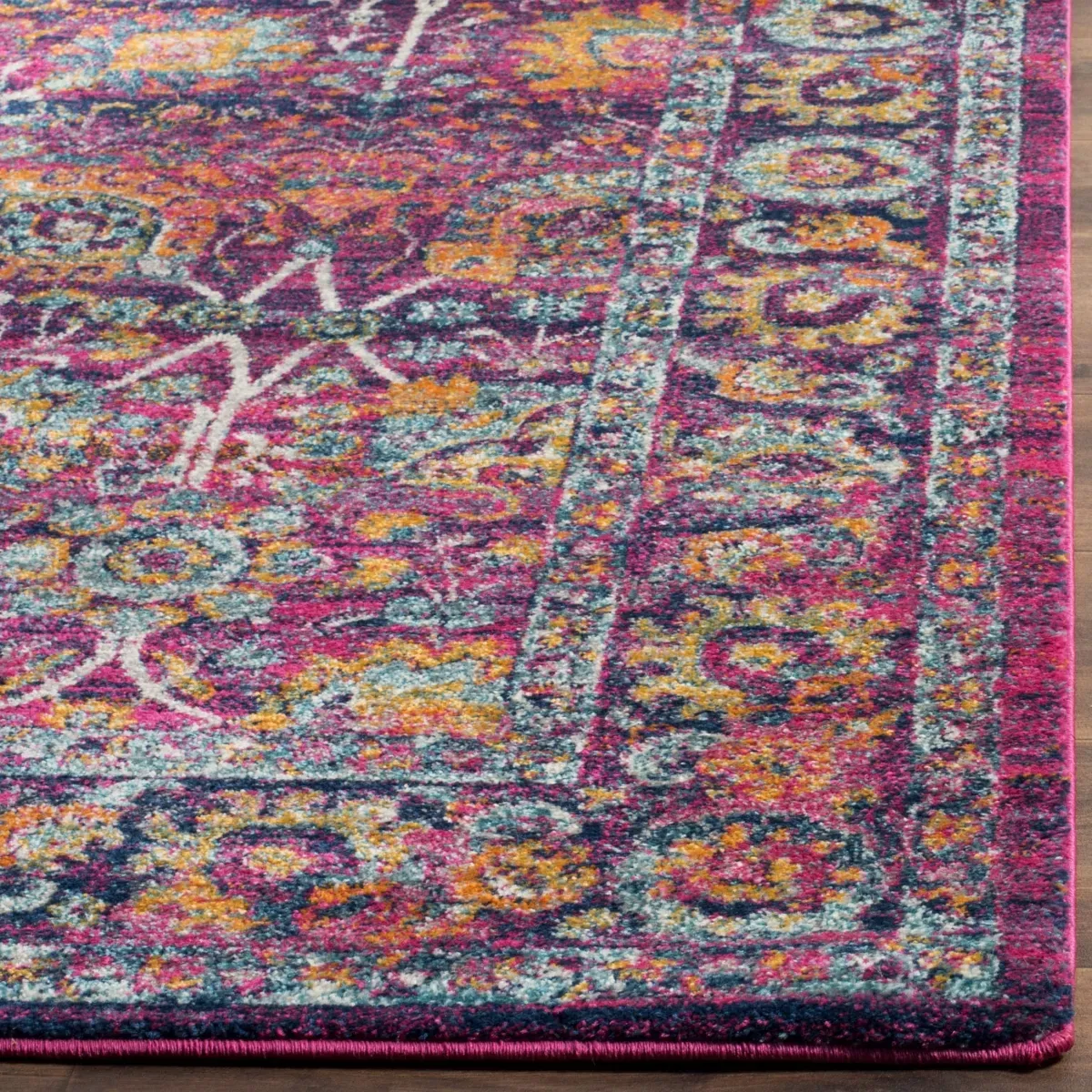 GRANADA 352 FUCHSIA  2'-2' x 3'  Accent Rug