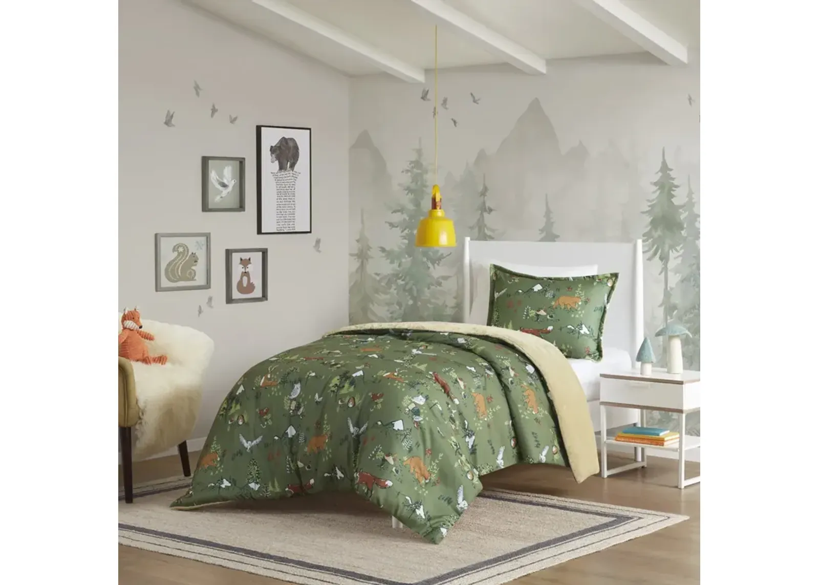 Heath Forest Animals Plush Reversible Comforter Set