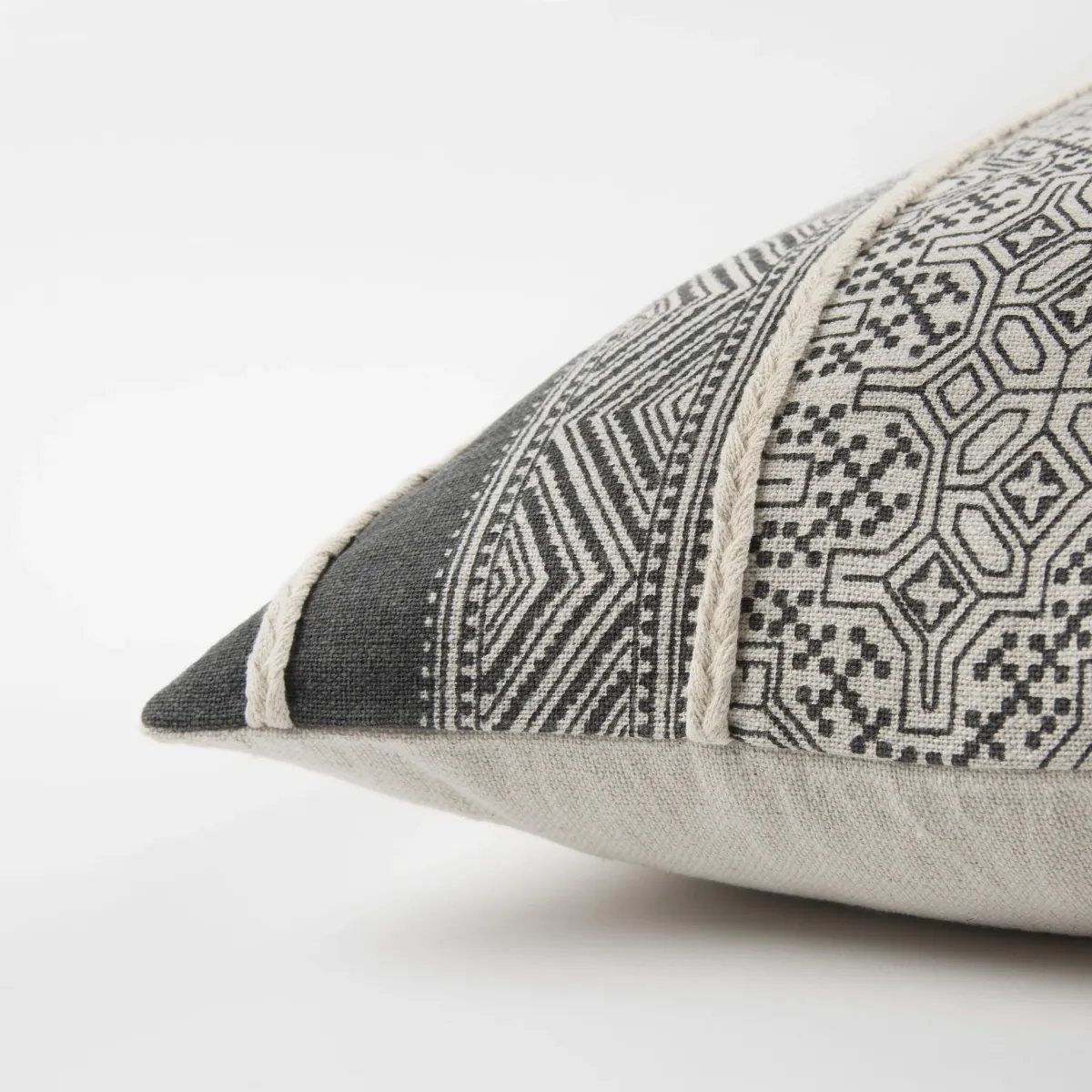 Iconic Tribal Patterning Black  Pillow