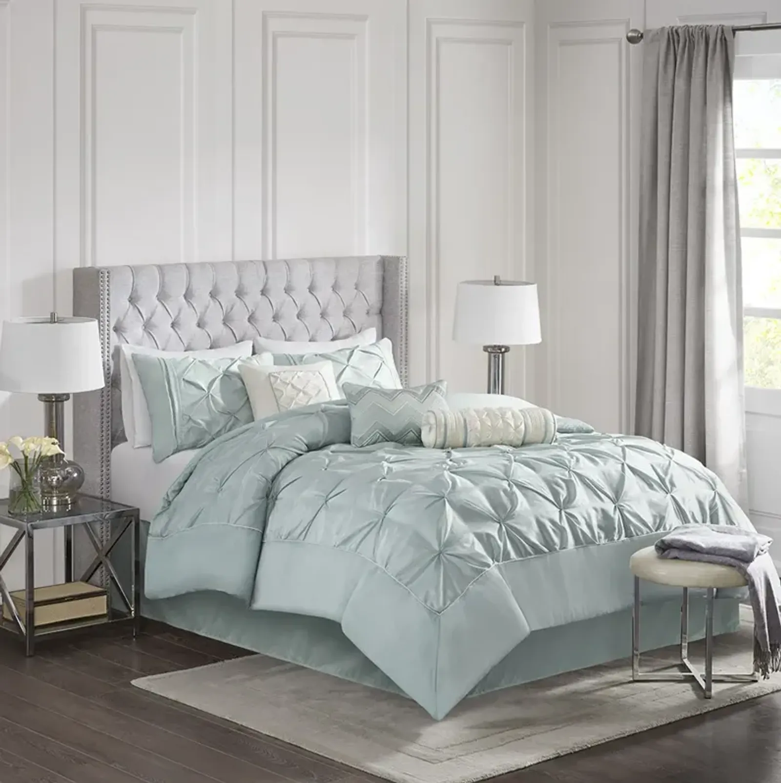 Madison Park Laurel Seafoam 7 Piece Tufted Comforter Set