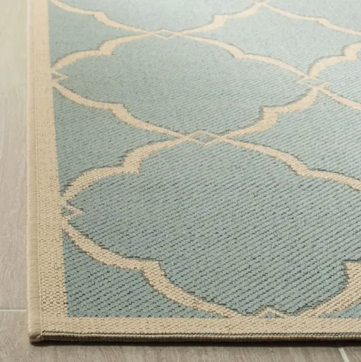 LINDEN 125 Collection LND125K-6SQ Aqua / Cream 6'-7" X 6'-7" Square