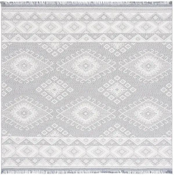 PRAIRIE 300 TAUPE  6'-7' x 6'-7' Square Square Rug