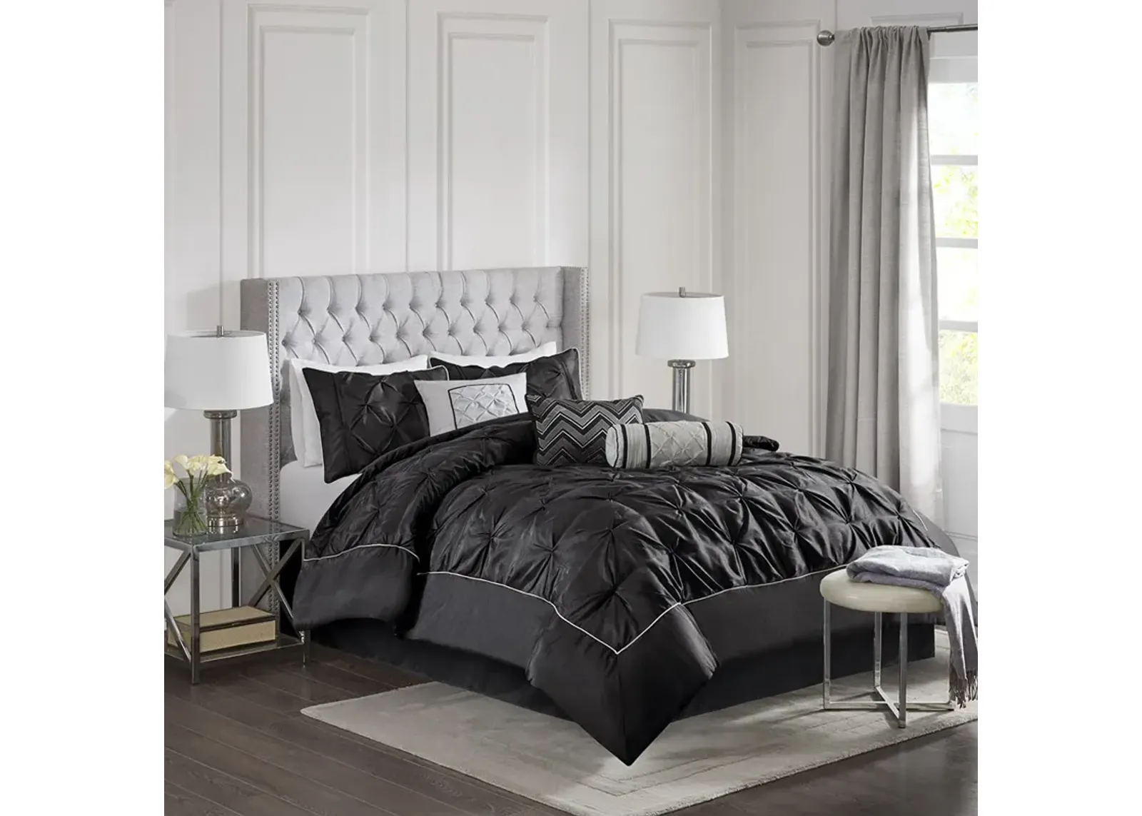 Madison Park Laurel Black 7 Piece Tufted Comforter Set