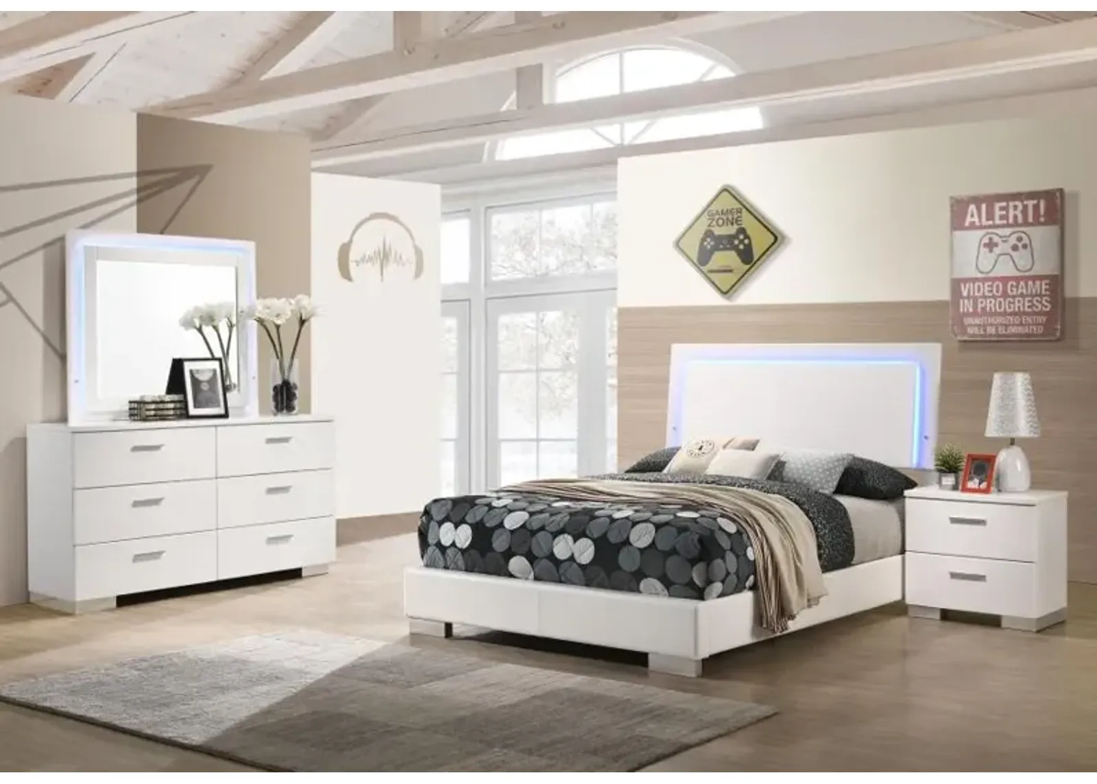 Felicity 4-piece Full Bedroom Set with LED Headboard and Mirror Glossy White