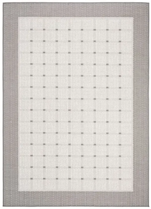 Safavieh BERMUDA 800 Collection BMU801F-7SQ Grey / Ivory 6'-7" X 6'-7" Square