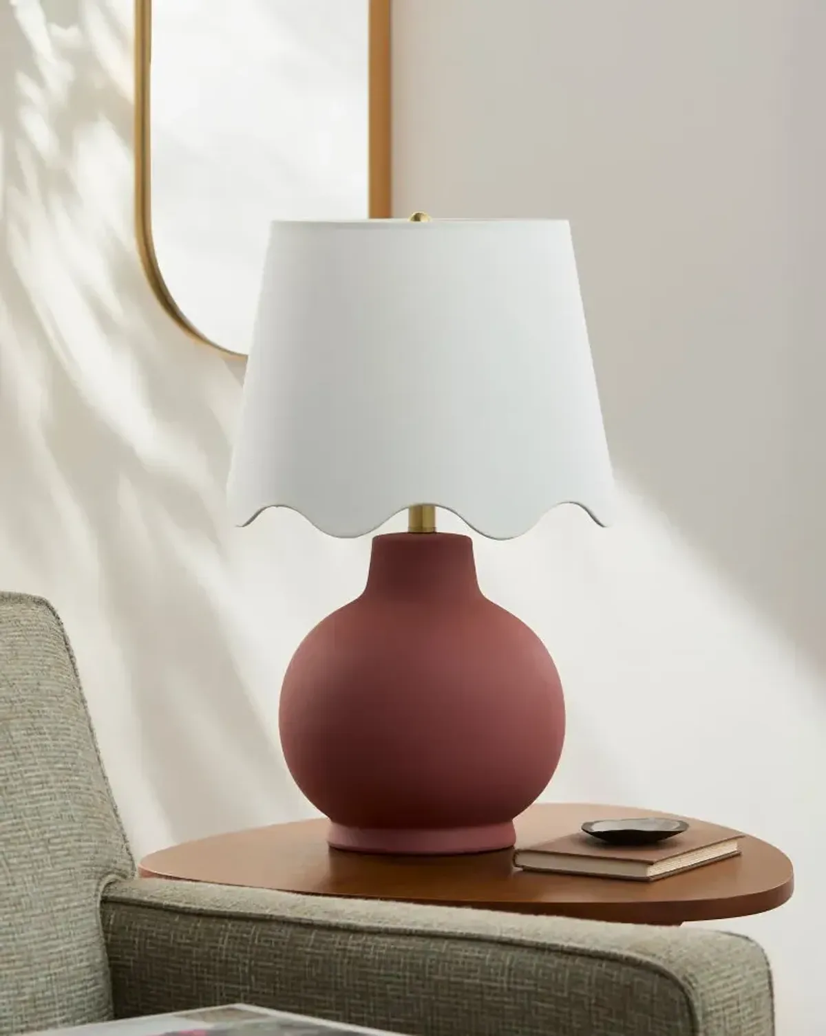 Stella Diminuta STD-093 23"H x 14"W x 14"D Accent Table Lamp