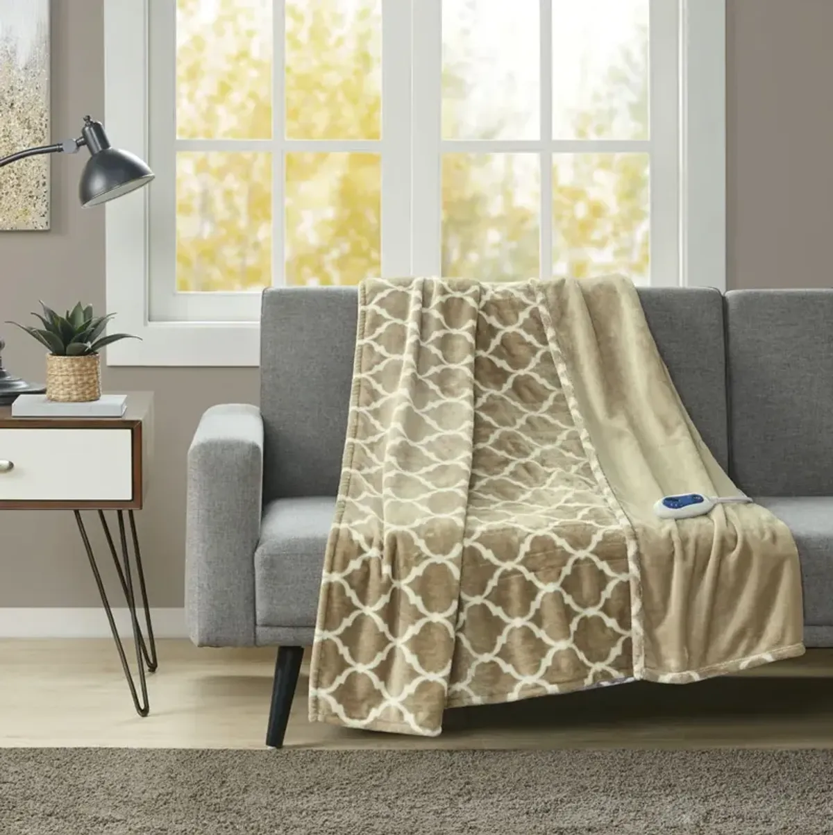 Beautyrest Heated Ogee Tan Throw