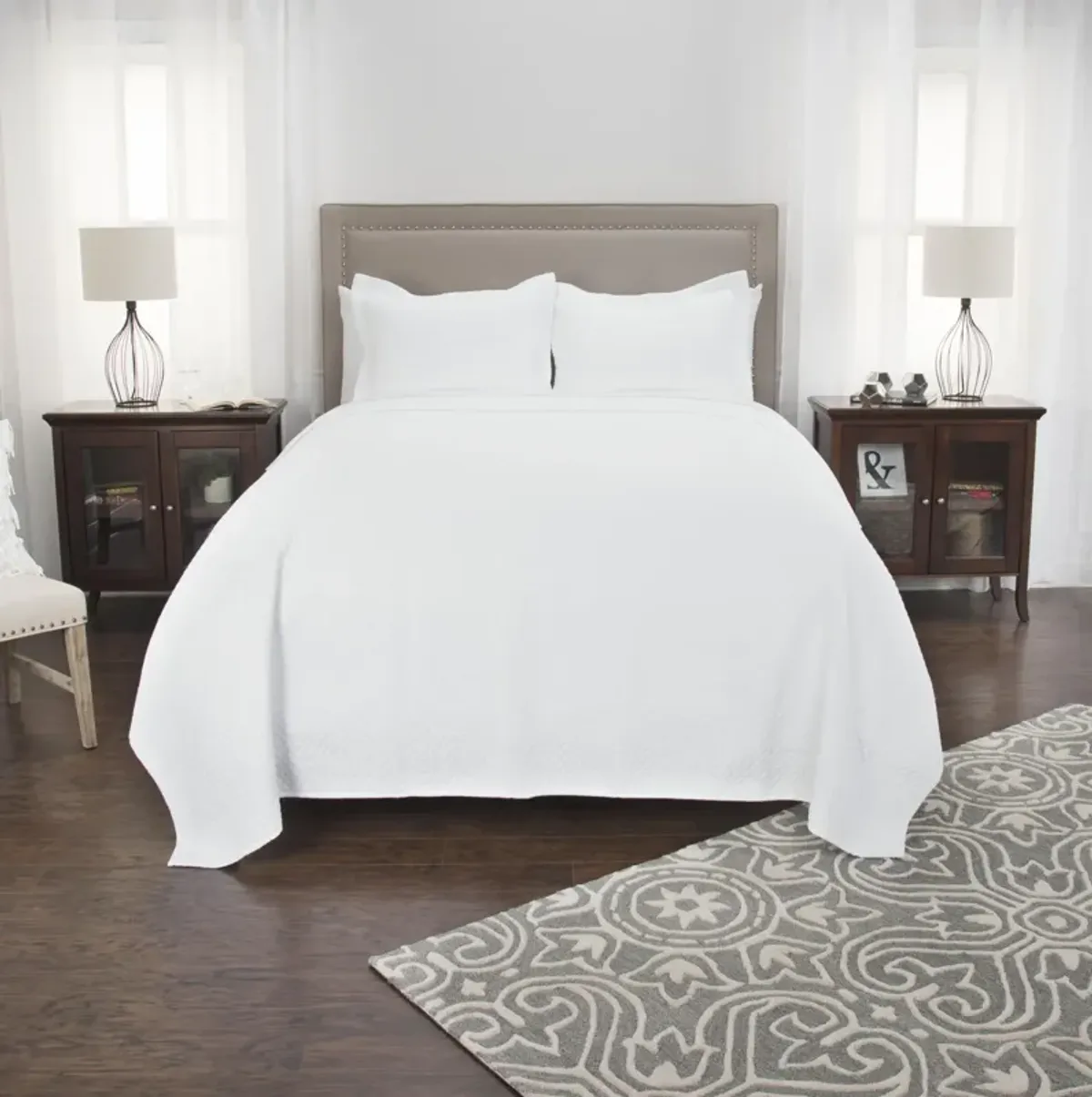 Lydia white King Solid White Quilt