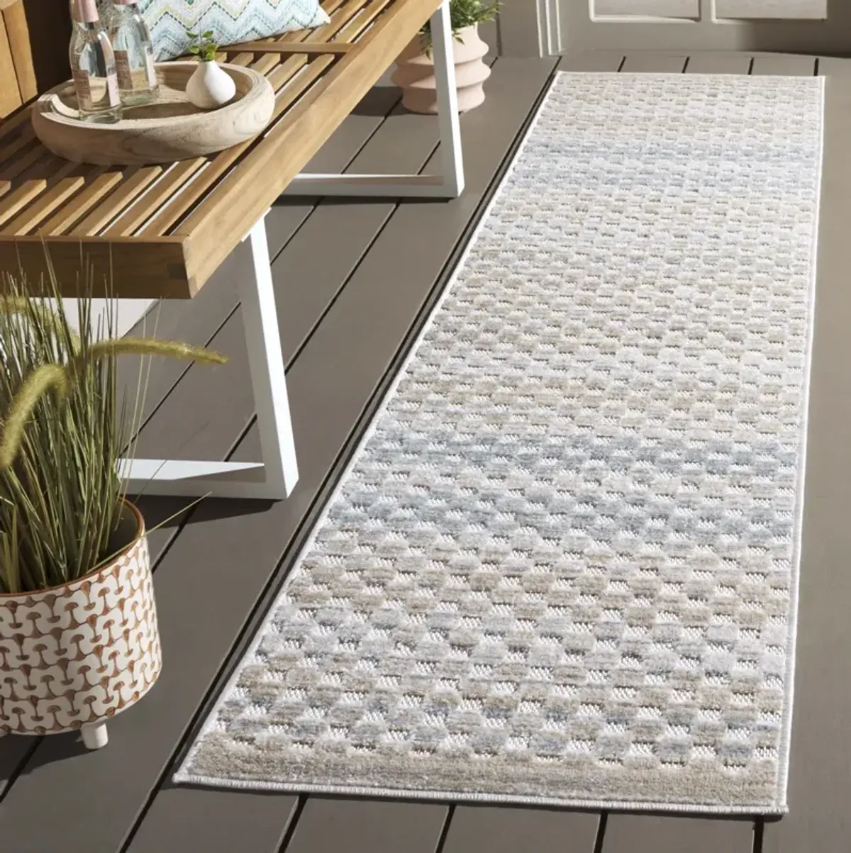 STELLA 110 IVORY 2' x 8' Runner Rug