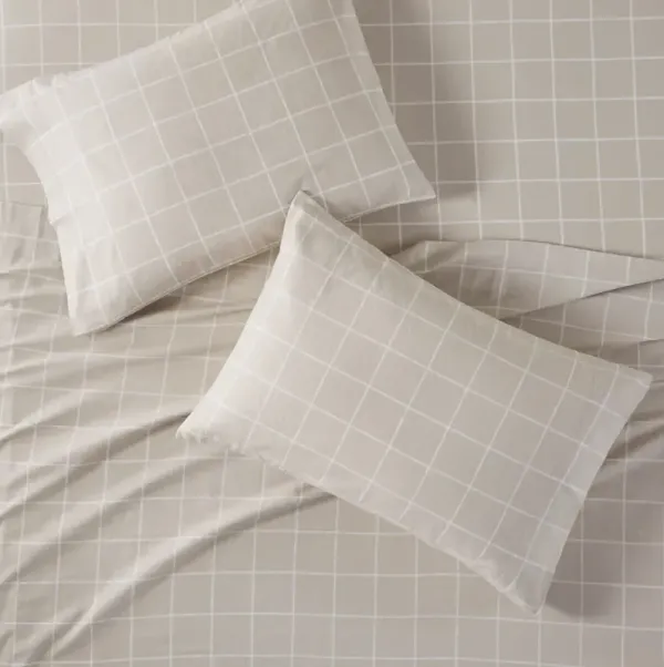 Beautyrest Oversized Flannel Beige Windowpane 4 Piece Sheet Set