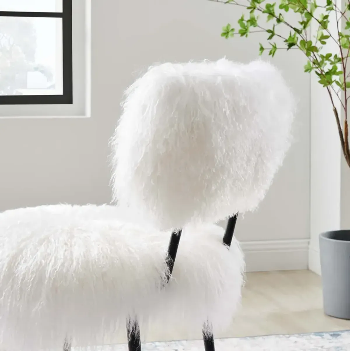 Skylar Sheepskin Chair