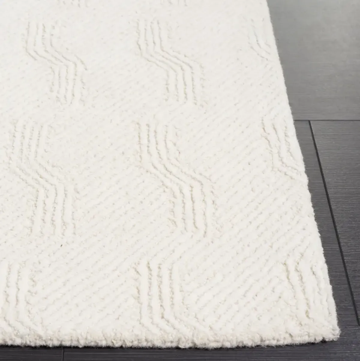 GLAMOUR Hand Tufted 6' x 9' area rug