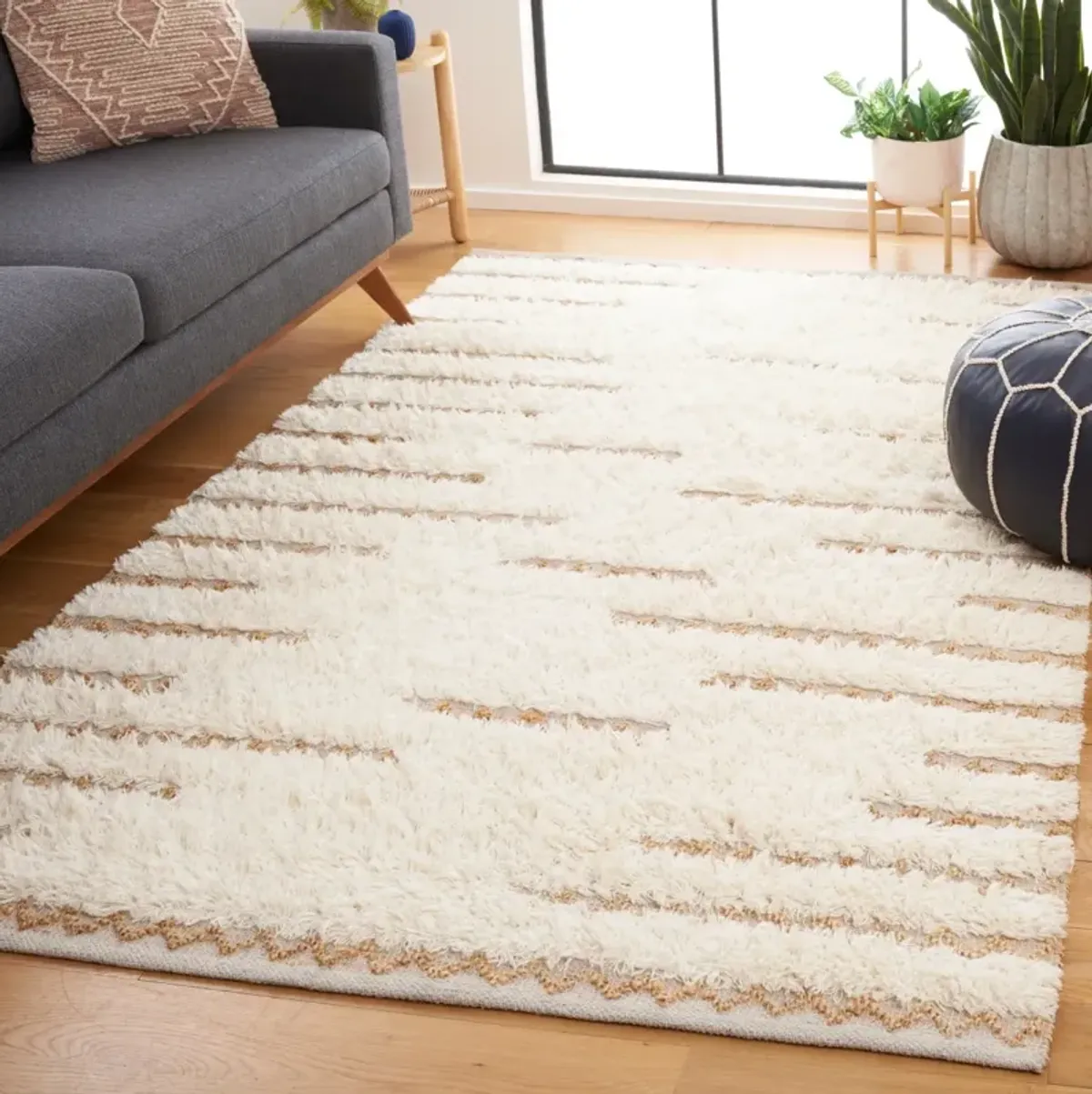 NATURA 505 IVORY  5' x 8' Medium Rectangle Rug