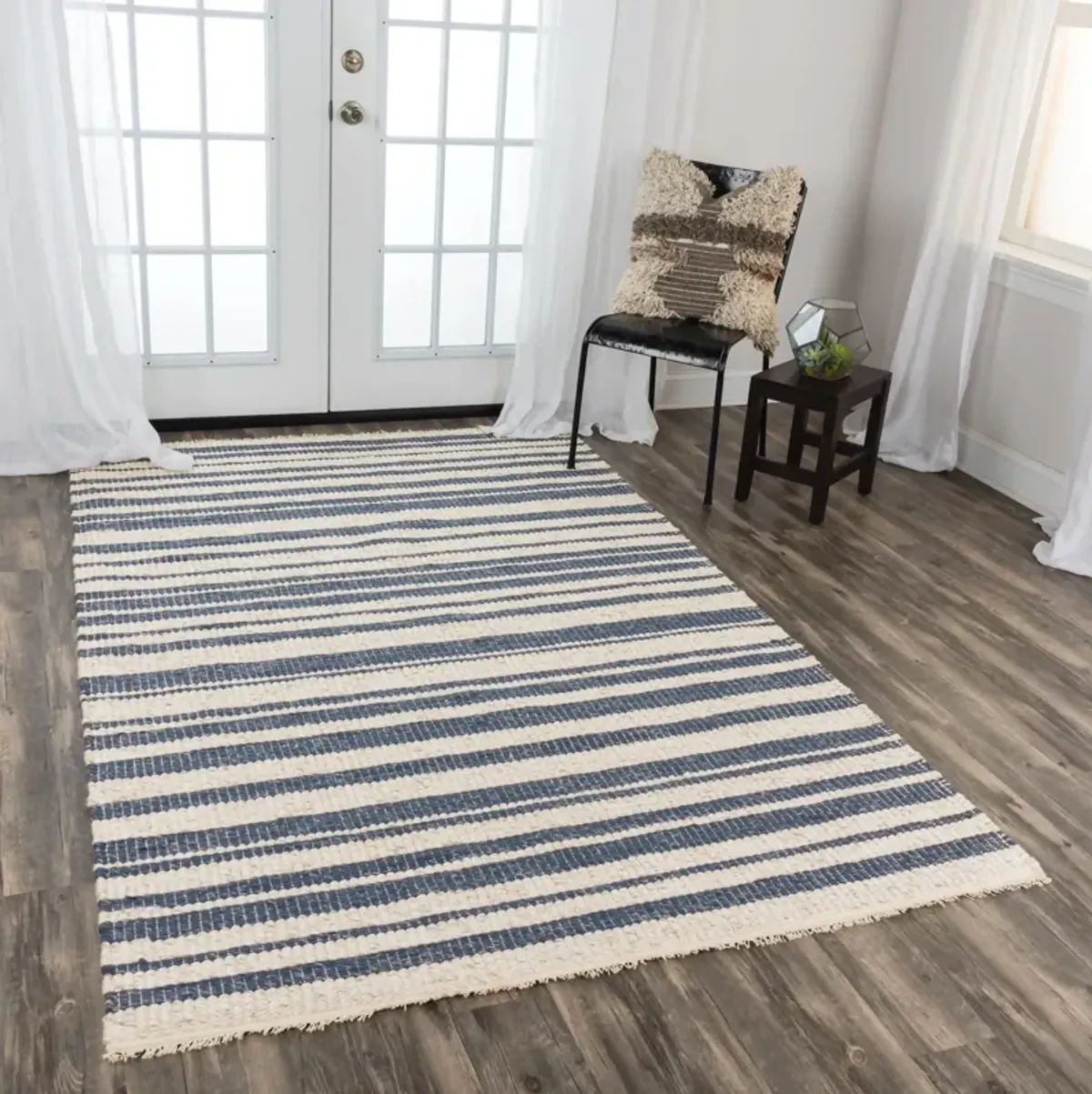 Capri Ivory/Blue Stripe Polyester/Wool Blend 5' x 7'6" Rectangle Rug