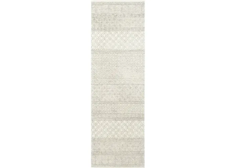 Maroc 2'6" x 8' Rug