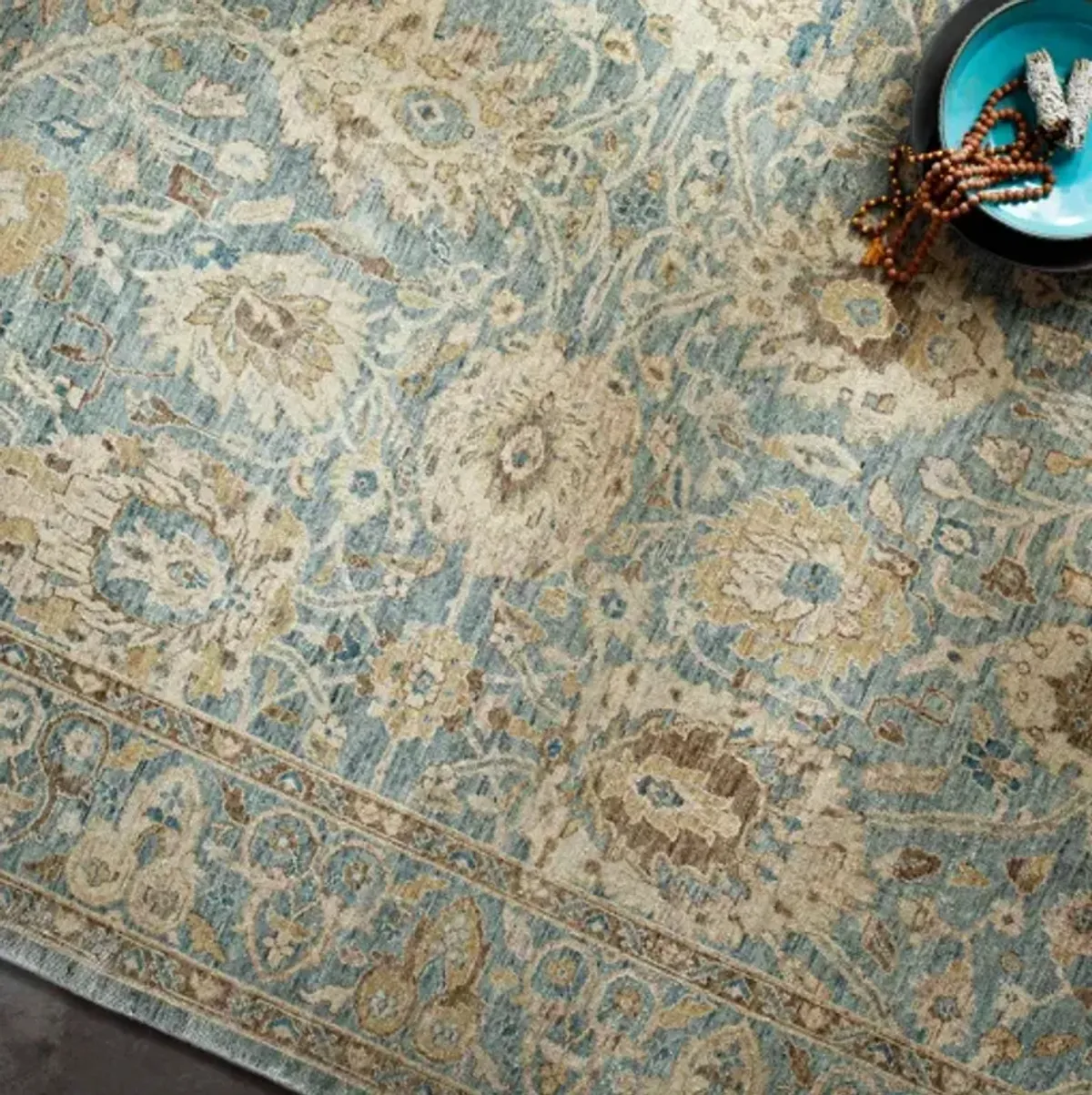 Anatolia 6' x 9' Rug