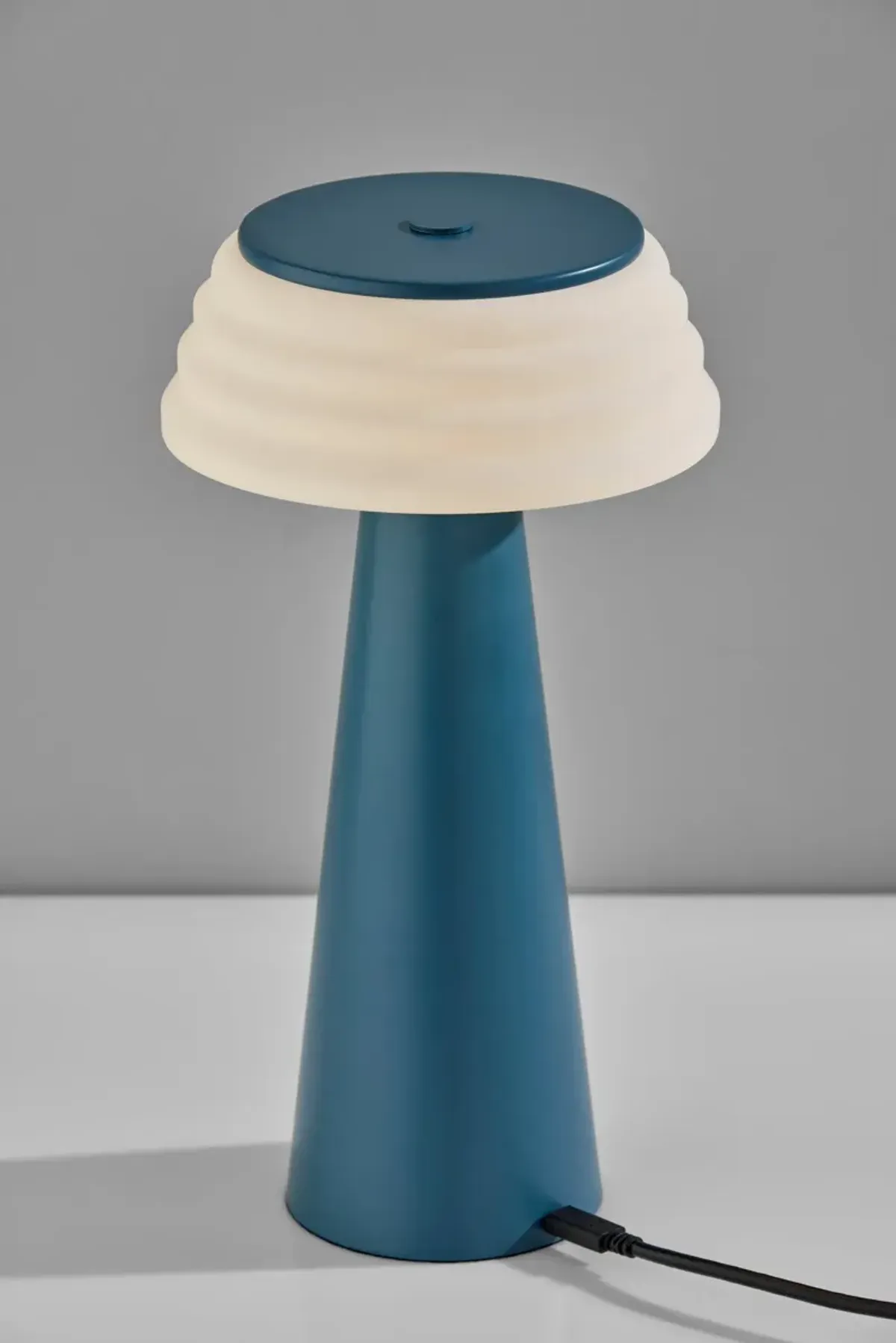 Jacky Cordless LED Table Lamp