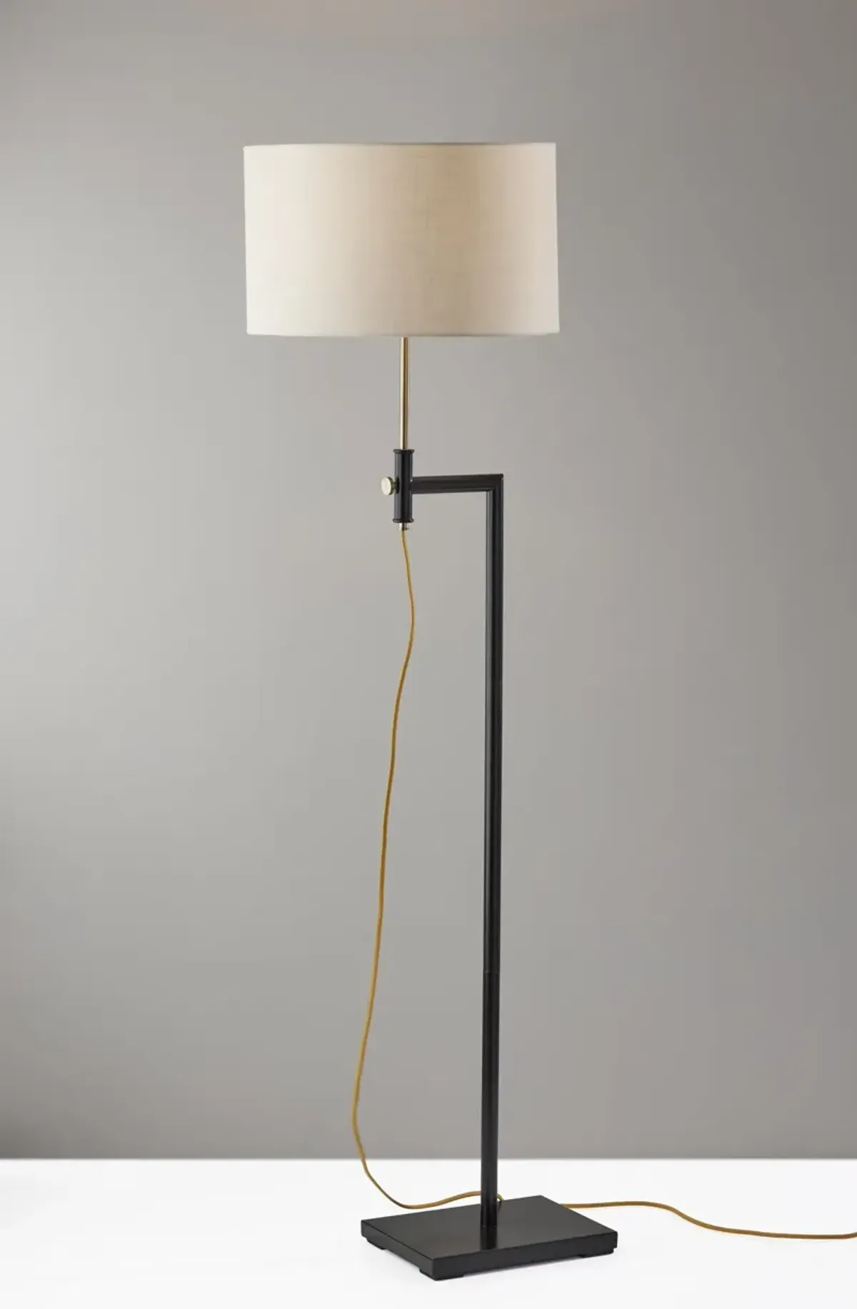 Winthrop Floor Lamp