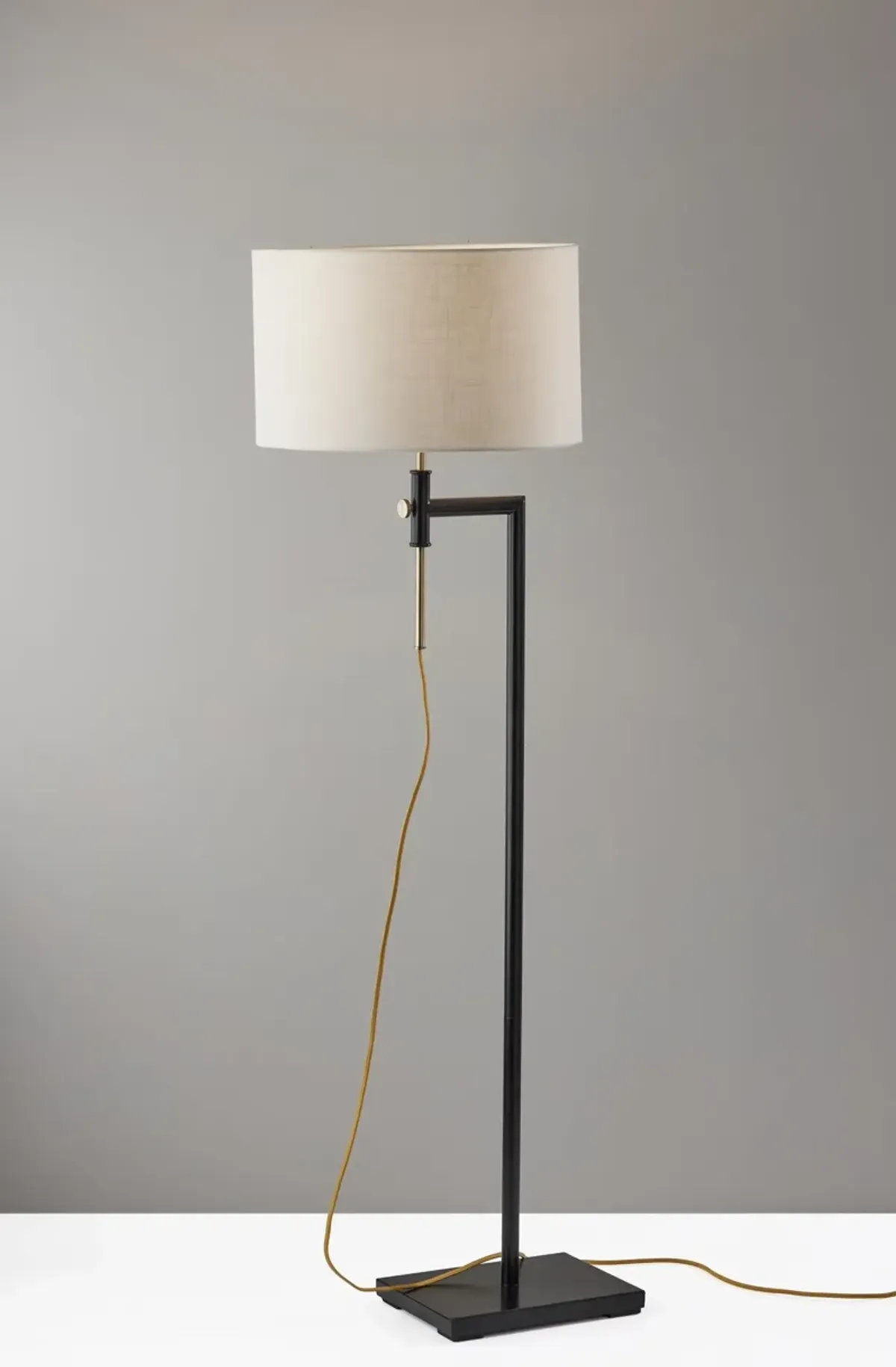 Winthrop Floor Lamp