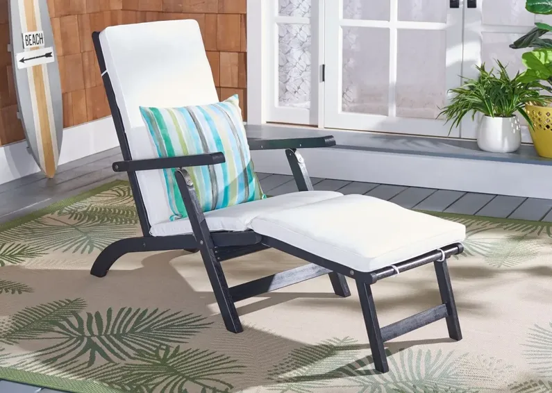 PALMDALE LOUNGE CHAIR