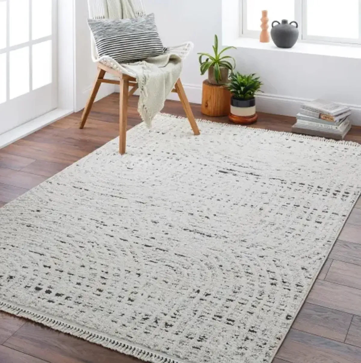 Berlin BLR-2303 6'7" x 9' Machine Woven Rug