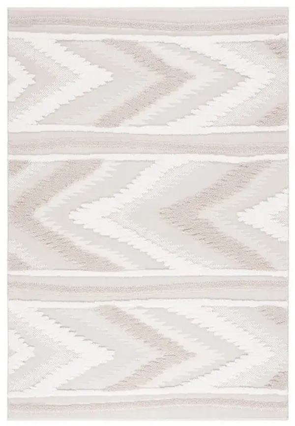 TRENDS 110 Beige 4' X 6' Small Rectangle Rug