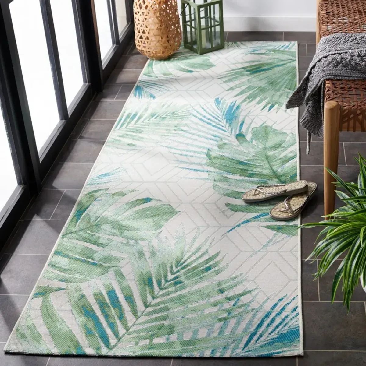 BARBADOS 590 Green 2'-8' X 8' Runner Rug