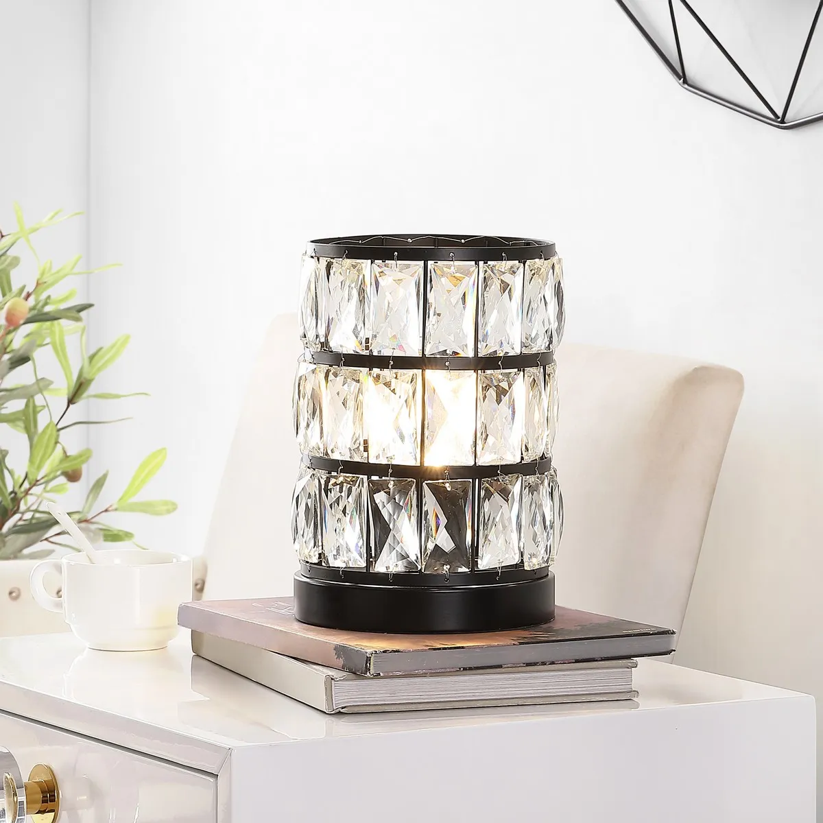 ALVA ACRYLIC TABLE LAMP 